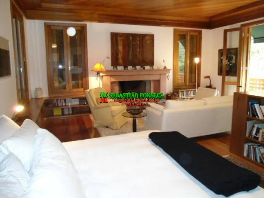 Foto 9 de Sítio / Rancho à venda, 9m2 em Sao Jose Dos Campos - SP