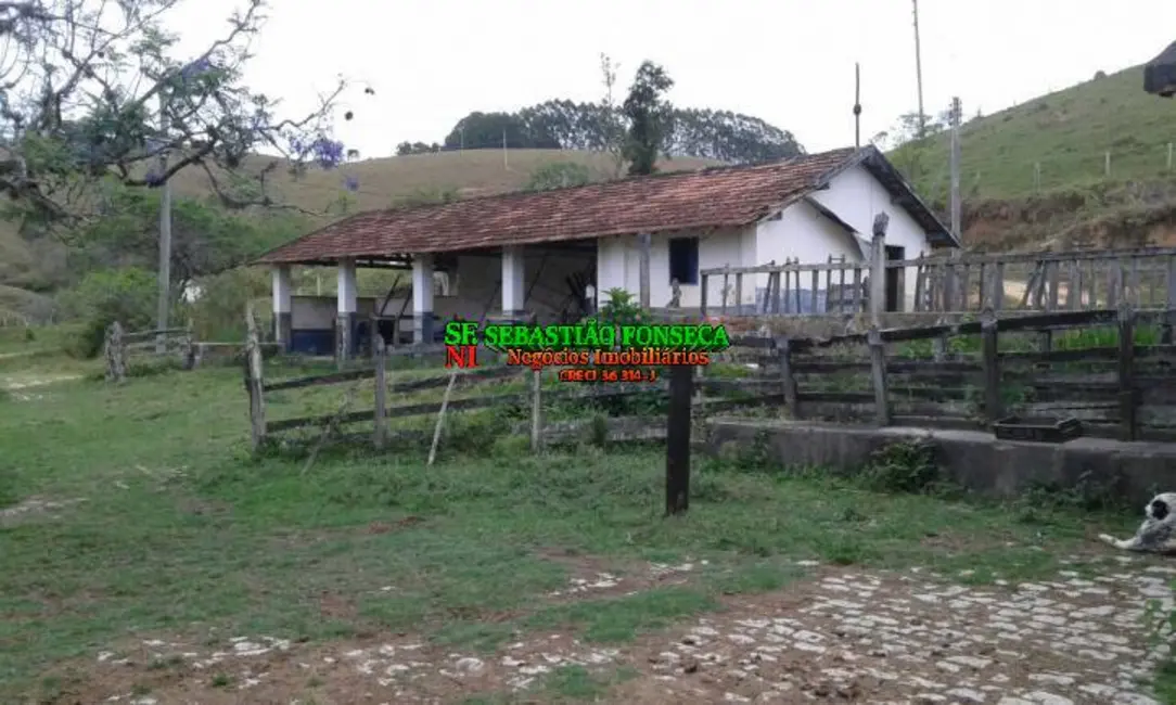 Foto 4 de Chácara à venda, 302m2 em Centro, Santa Branca - SP