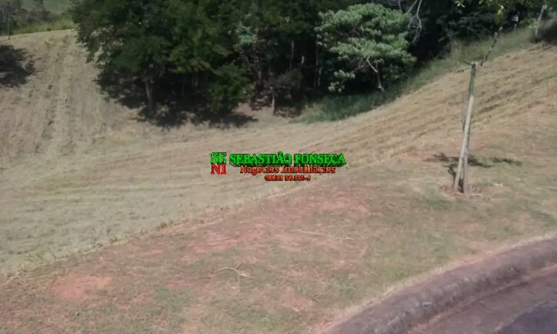 Foto 3 de Terreno / Lote à venda, 2100m2 em Jambeiro - SP