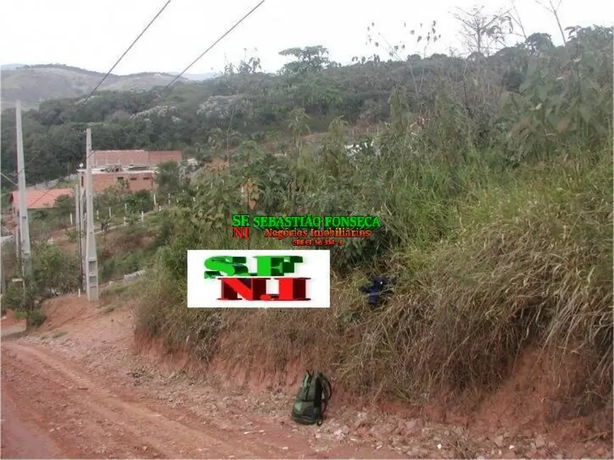 Foto 1 de Terreno / Lote à venda, 1173m2 em Atibaia - SP