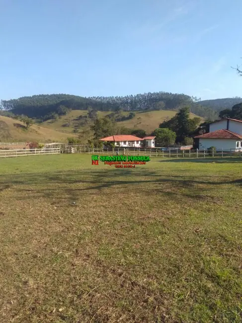 Sítio / Rancho à venda em Paraibuna - SP - imagem 9 Foto 9 de Sítio / Rancho à venda em Paraibuna - SP