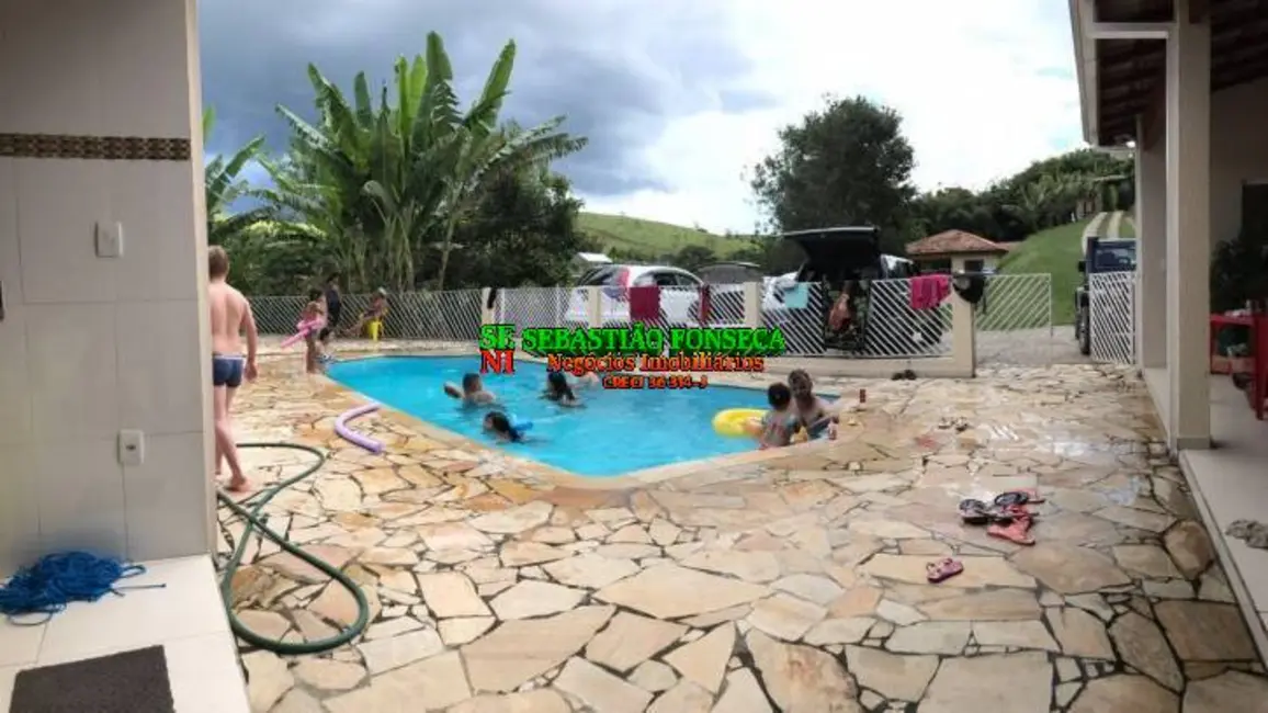 Chácara com 2 quartos à venda, 6000m2 em Centro, Paraibuna - SP - imagem 5 Foto 5 de Chácara com 2 quartos à venda, 6000m2 em Centro, Paraibuna - SP