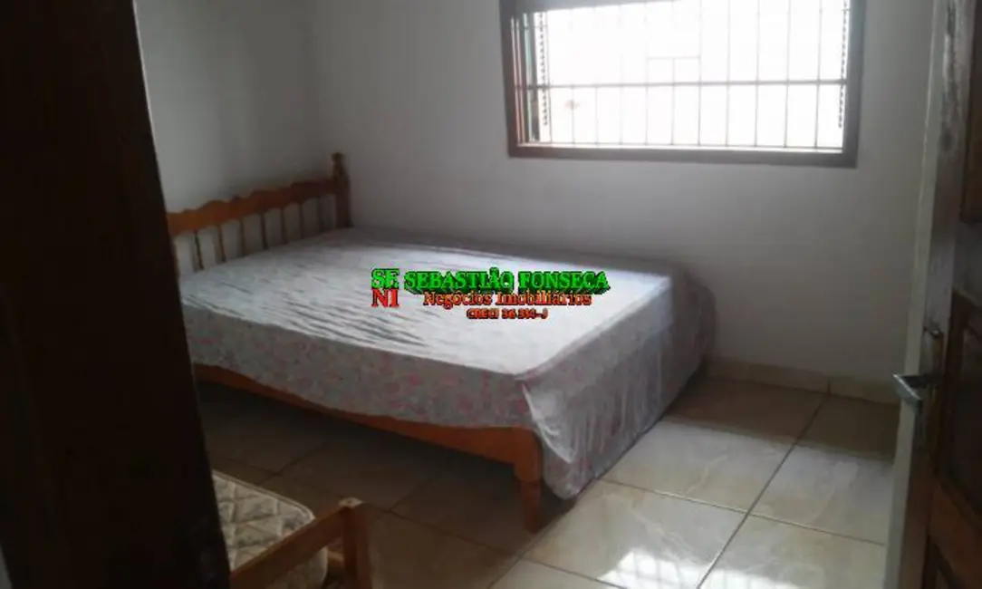 Foto 4 de Casa com 2 quartos à venda, 150m2 em Caraguatatuba - SP