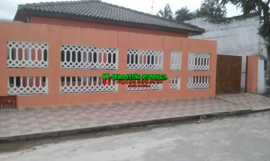 Foto 2 de Casa com 2 quartos à venda, 150m2 em Caraguatatuba - SP