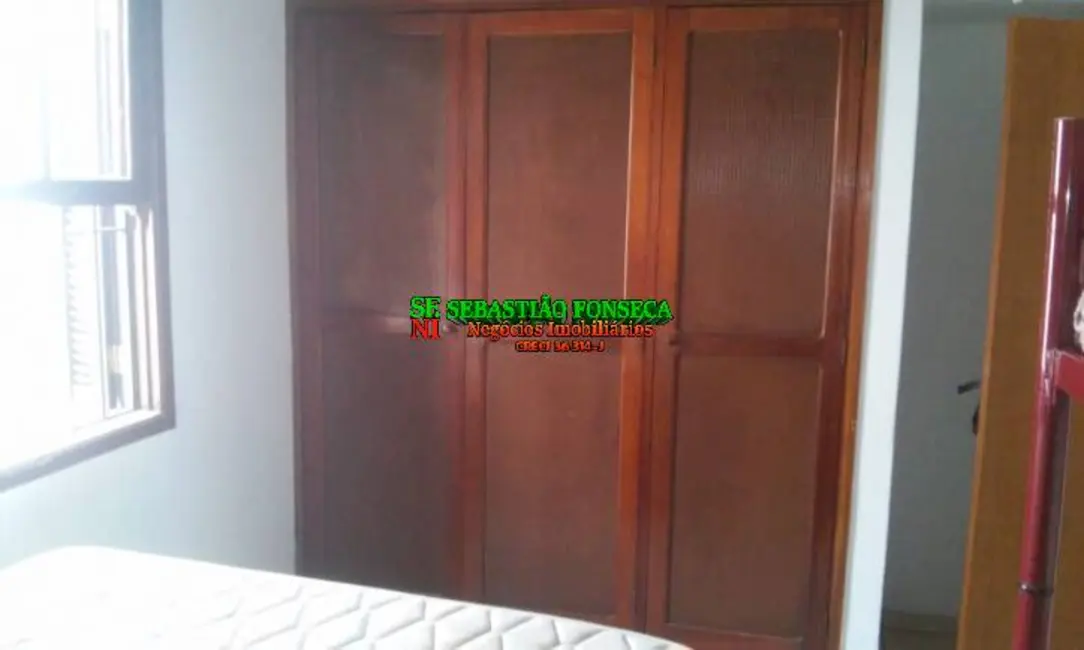 Foto 8 de Casa com 2 quartos à venda, 150m2 em Caraguatatuba - SP