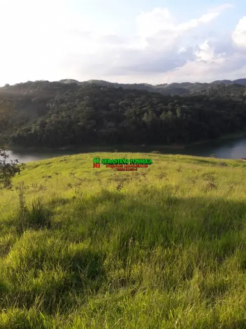 Foto 2 de Chácara à venda, 2000m2 em Jambeiro - SP