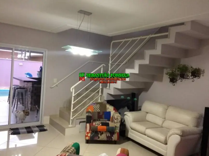 Foto 2 de Casa de Condomínio com 4 quartos à venda, 365m2 em Jacarei - SP