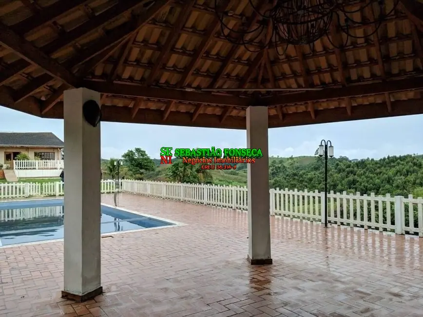 Foto 1 de Chácara com 3 quartos à venda, 6000m2 em Centro, Paraibuna - SP