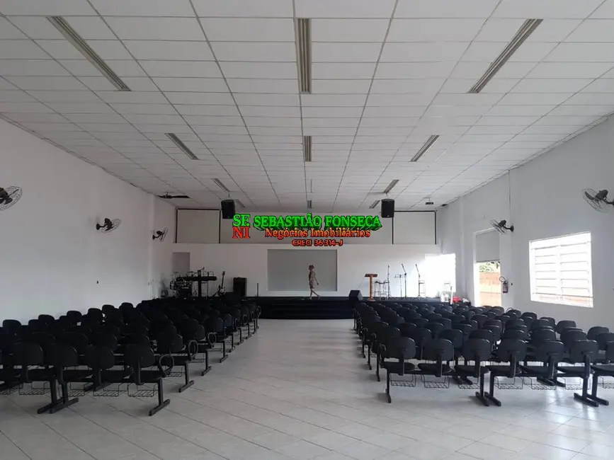 Sala Comercial à venda e para alugar, 1609m2 em Centro, Jacarei - SP - imagem 3 Foto 3 de Sala Comercial à venda e para alugar, 1609m2 em Centro, Jacarei - SP