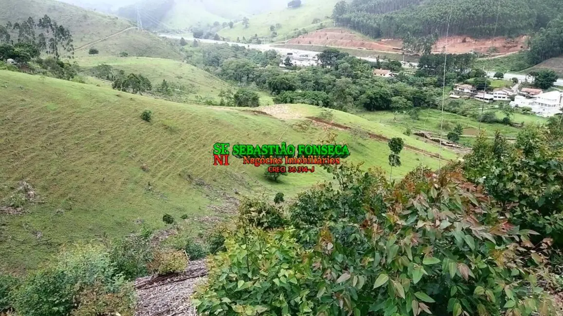 Chácara à venda, 11m2 em Paraibuna - SP - imagem 4 Foto 4 de Chácara à venda, 11m2 em Paraibuna - SP