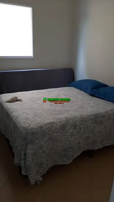 Foto 2 de Sobrado com 3 quartos à venda, 150m2 em Centro, Caraguatatuba - SP