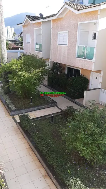 Foto 8 de Sobrado com 3 quartos à venda, 150m2 em Centro, Caraguatatuba - SP