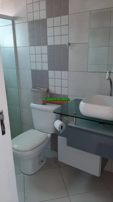 Foto 6 de Sobrado com 3 quartos à venda, 150m2 em Centro, Caraguatatuba - SP