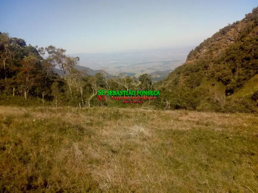 Sítio / Rancho à venda, 11m2 em Centro, Piquete - SP - imagem 8 Foto 8 de Sítio / Rancho à venda, 11m2 em Centro, Piquete - SP