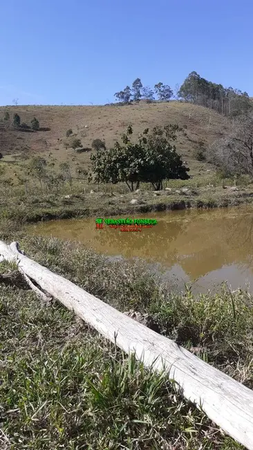 Foto 1 de Sítio / Rancho com 2 quartos à venda, 30000m2 em Monteiro Lobato - SP