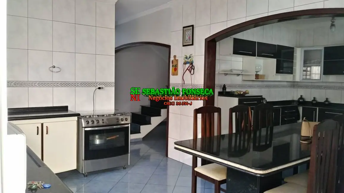 Foto 1 de Casa com 5 quartos à venda, 250m2 em Sao Jose Dos Campos - SP
