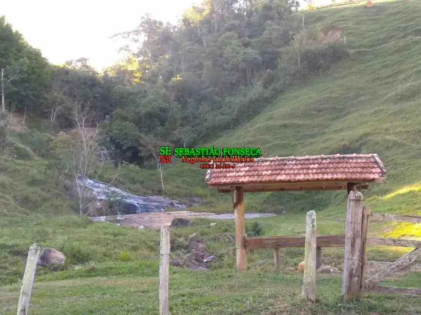 Foto 4 de Fazenda / Haras com 2 quartos à venda, 255m2 em Centro, Lorena - SP