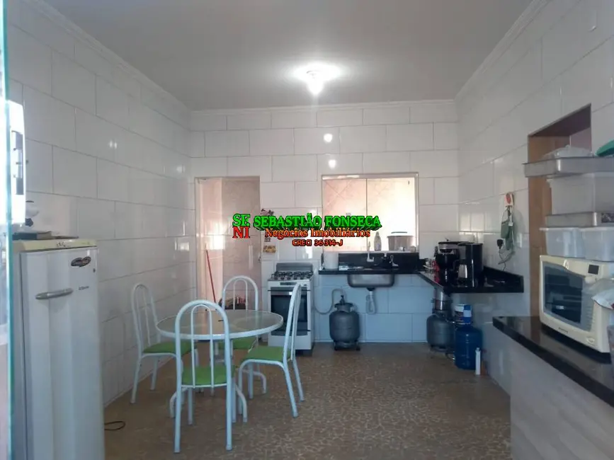 Foto 2 de Casa com 4 quartos à venda, 153m2 em Jardim Primavera, Caraguatatuba - SP