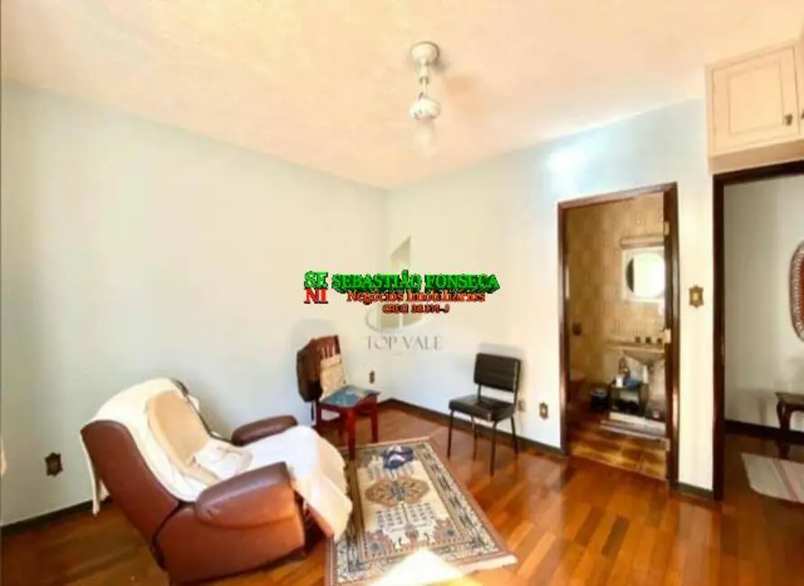 Casa com 3 quartos à venda, 300m2 em Sao Jose Dos Campos - SP - imagem 8 Foto 8 de Casa com 3 quartos à venda, 300m2 em Sao Jose Dos Campos - SP