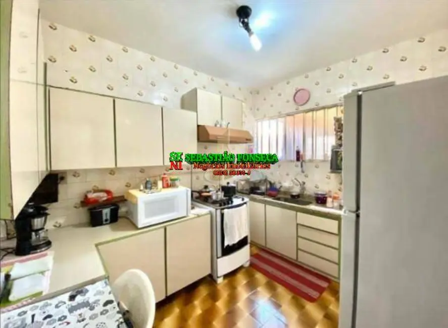 Foto 2 de Casa com 3 quartos à venda, 300m2 em Sao Jose Dos Campos - SP