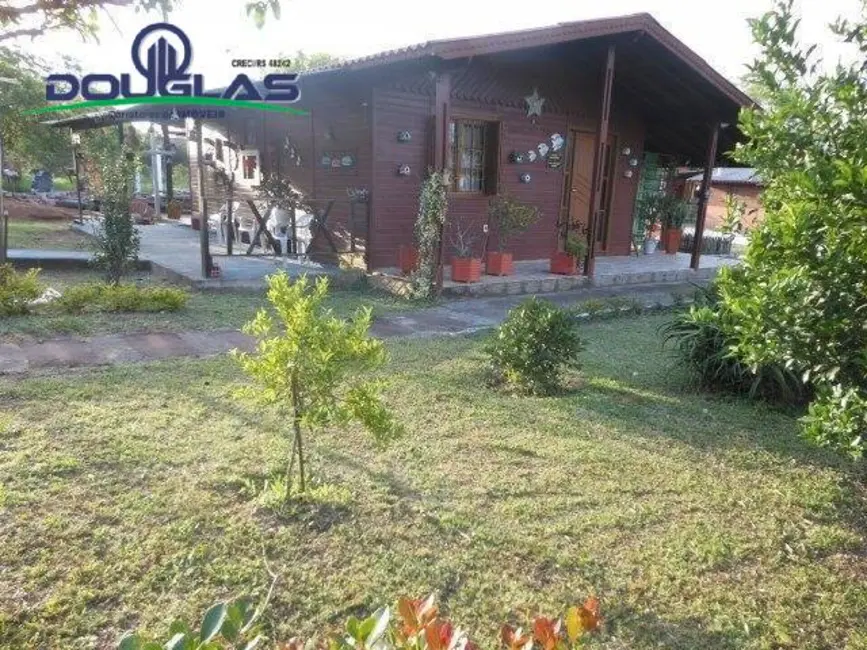 Casa com 3 quartos à venda, 200m2 em Viamao - RS - imagem 3 Foto 3 de Casa com 3 quartos à venda, 200m2 em Viamao - RS