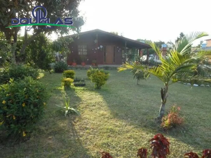 Foto 1 de Casa com 3 quartos à venda, 200m2 em Viamao - RS