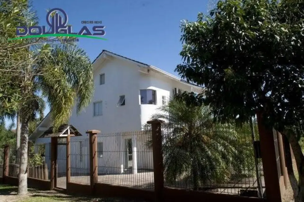 Foto 4 de Casa com 3 quartos à venda, 400m2 em Viamao - RS