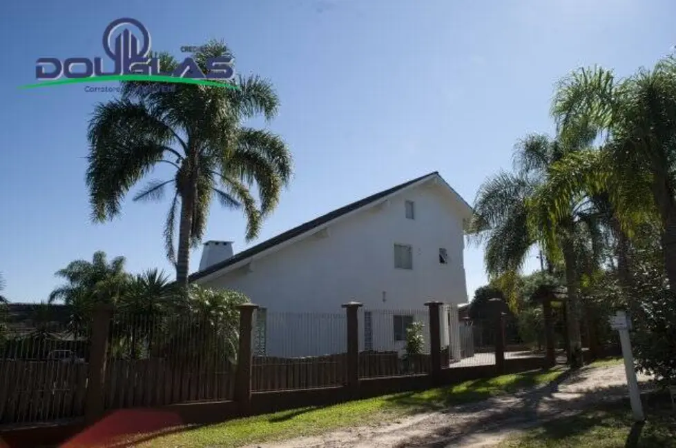 Foto 5 de Casa com 3 quartos à venda, 400m2 em Viamao - RS