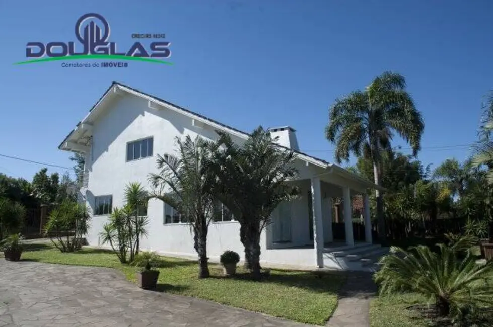 Foto 2 de Casa com 3 quartos à venda, 400m2 em Viamao - RS