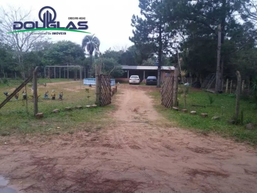 Foto 2 de Casa com 2 quartos à venda, 1650m2 em Viamao - RS
