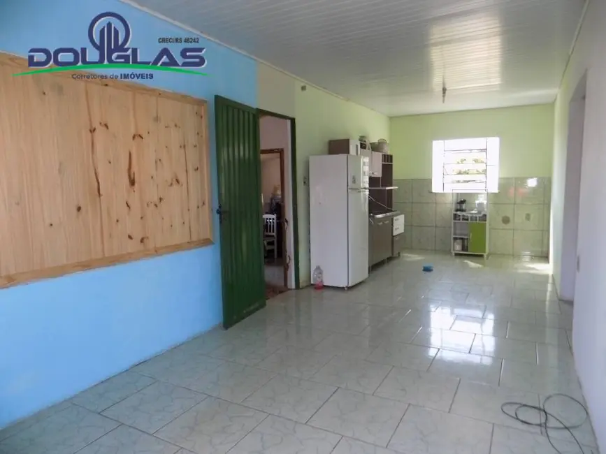 Casa com 3 quartos à venda, 450m2 em Viamao - RS - imagem 3 Foto 3 de Casa com 3 quartos à venda, 450m2 em Viamao - RS