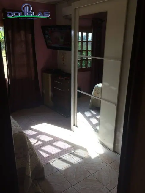 Casa com 3 quartos à venda em Viamao - RS - imagem 8 Foto 8 de Casa com 3 quartos à venda em Viamao - RS