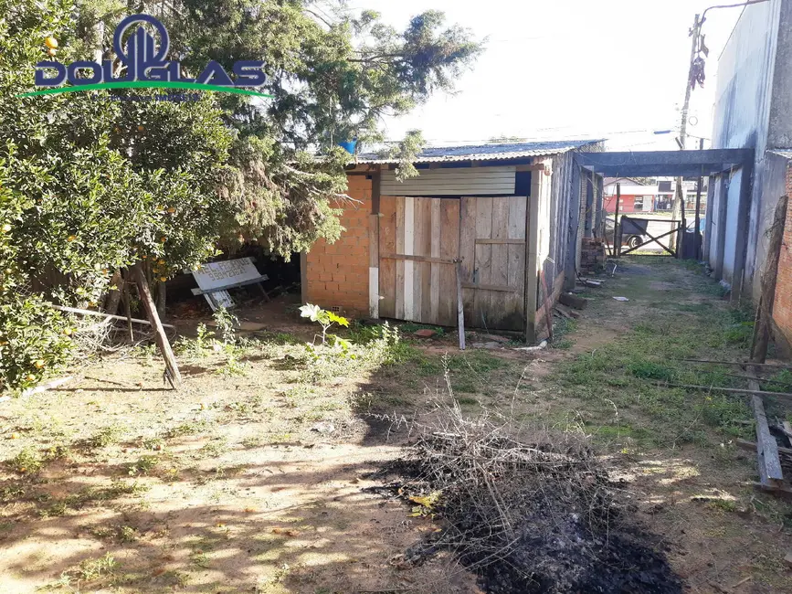 Foto 2 de Casa à venda, 30m2 em Viamao - RS