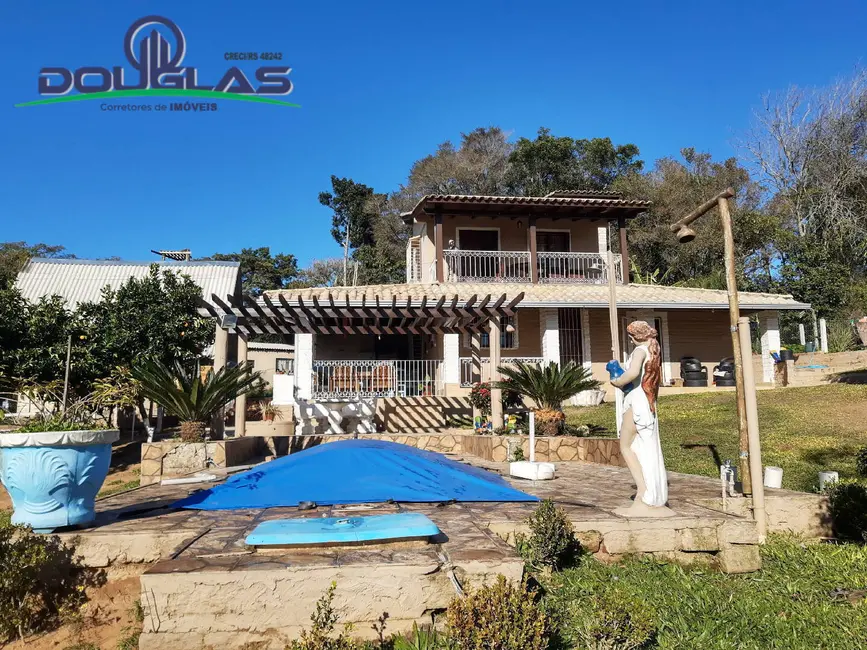 Foto 1 de Casa com 3 quartos à venda, 300m2 em Viamao - RS