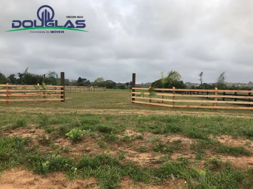 Foto 5 de Terreno / Lote à venda, 1000m2 em Viamao - RS