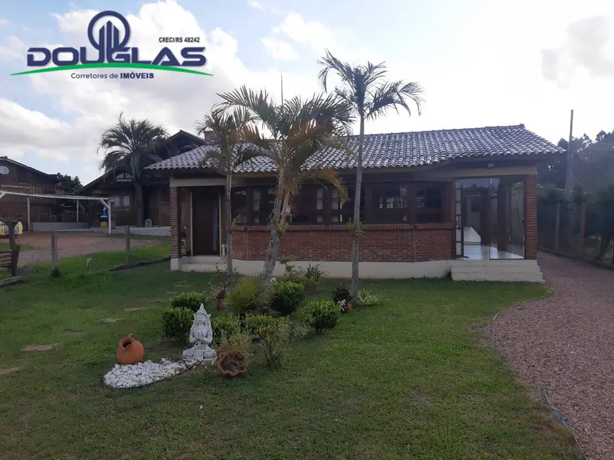 Foto 2 de Casa com 3 quartos para alugar, 160m2 em Viamao - RS
