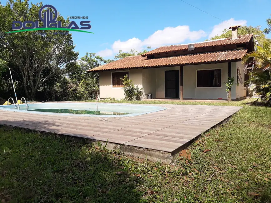 Foto 2 de Casa com 3 quartos à venda, 120m2 em Viamao - RS