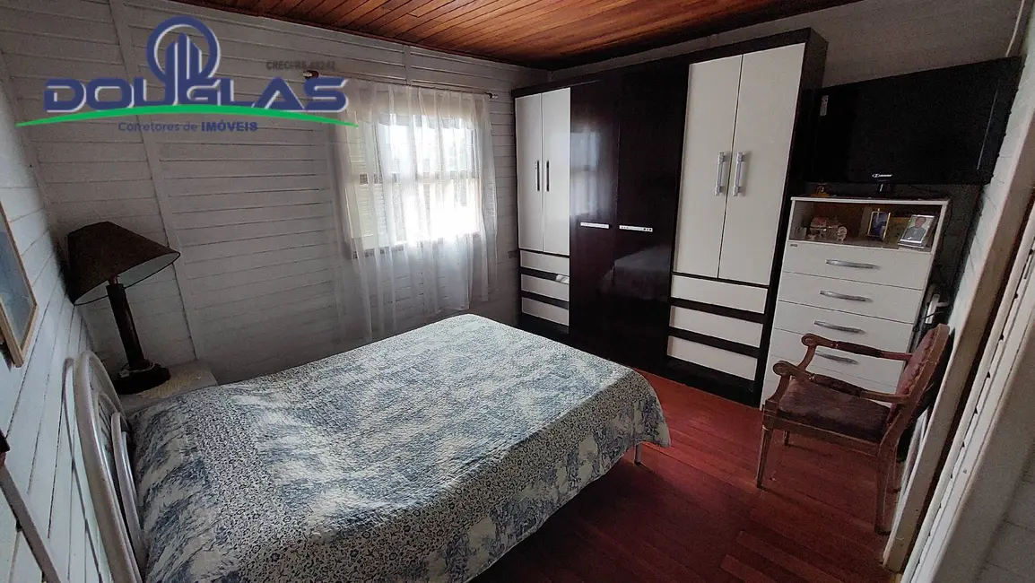 Foto 7 de Casa com 3 quartos à venda, 900m2 em Viamao - RS