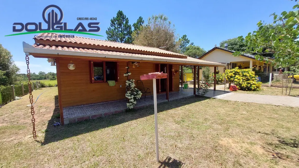 Casa com 2 quartos à venda, 100m2 em Viamao - RS - imagem 2 Foto 2 de Casa com 2 quartos à venda, 100m2 em Viamao - RS