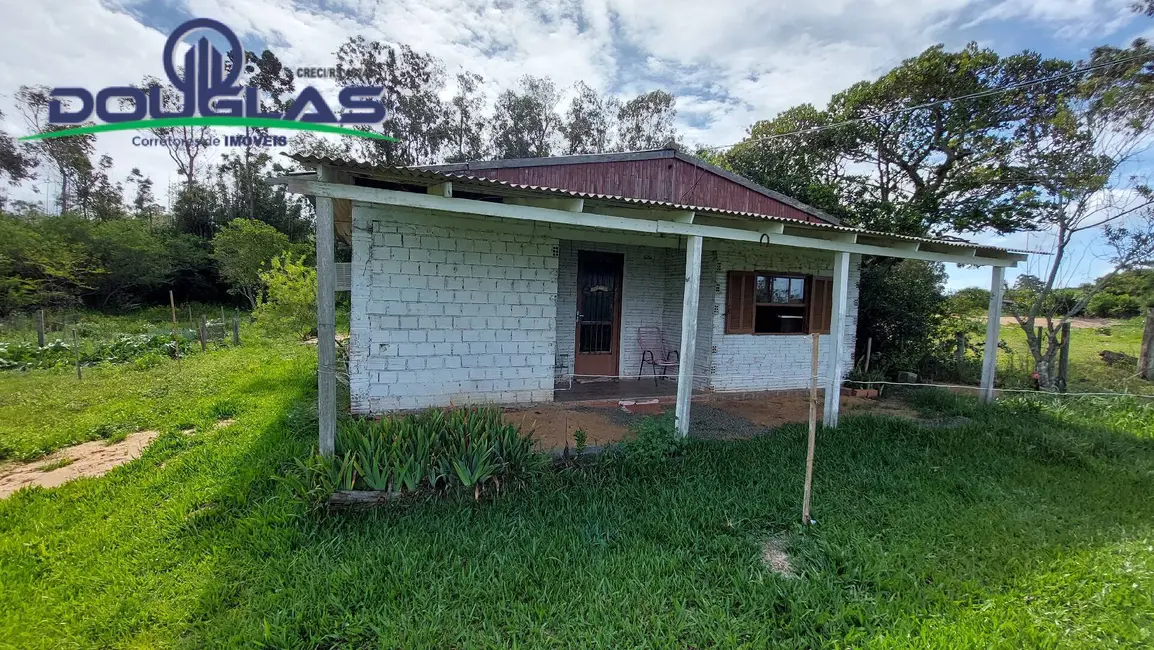 Foto 1 de Casa com 2 quartos à venda em Viamao - RS