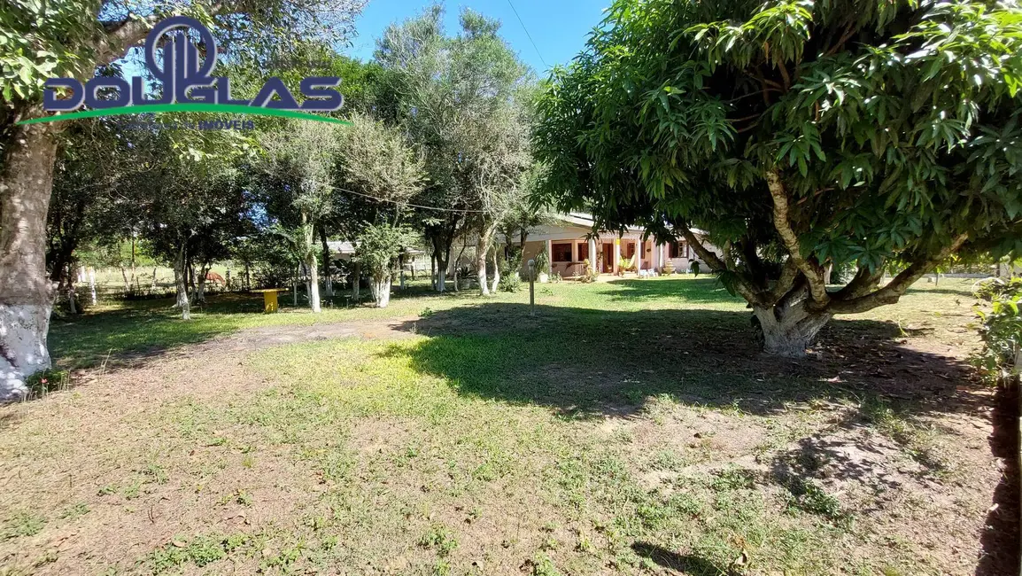 Foto 5 de Chácara com 8 quartos à venda em Viamao - RS