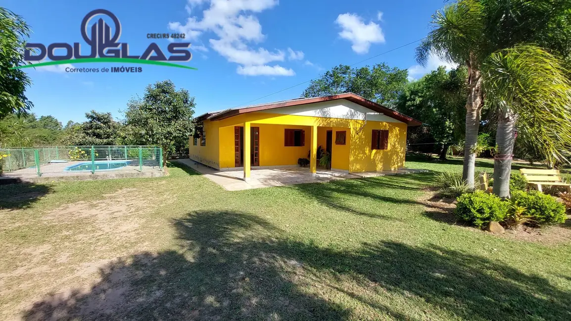 Foto 1 de Chácara com 3 quartos à venda em Viamao - RS