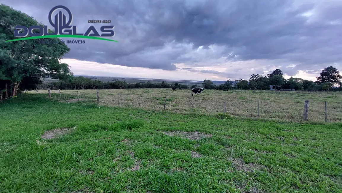 Foto 24 de Chácara à venda em Viamao - RS