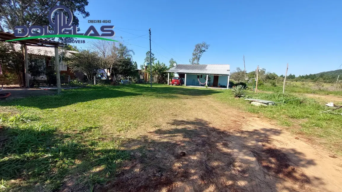 Casa com 2 quartos à venda em Viamao - RS - imagem 3 Foto 3 de Casa com 2 quartos à venda em Viamao - RS