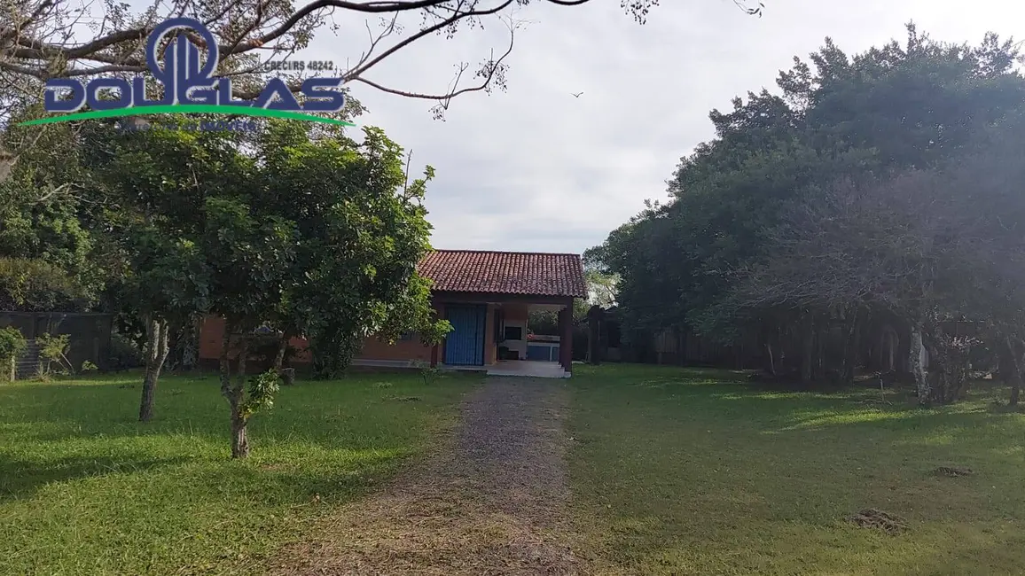 Foto 6 de Casa com 3 quartos à venda, 1200m2 em Viamao - RS