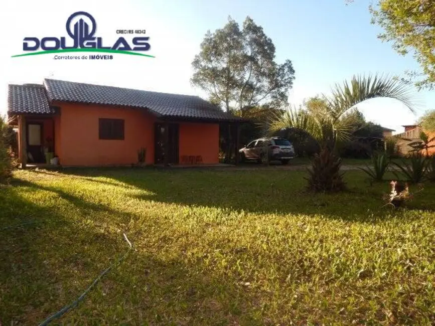 Foto 2 de Casa com 2 quartos à venda, 900m2 em Viamao - RS
