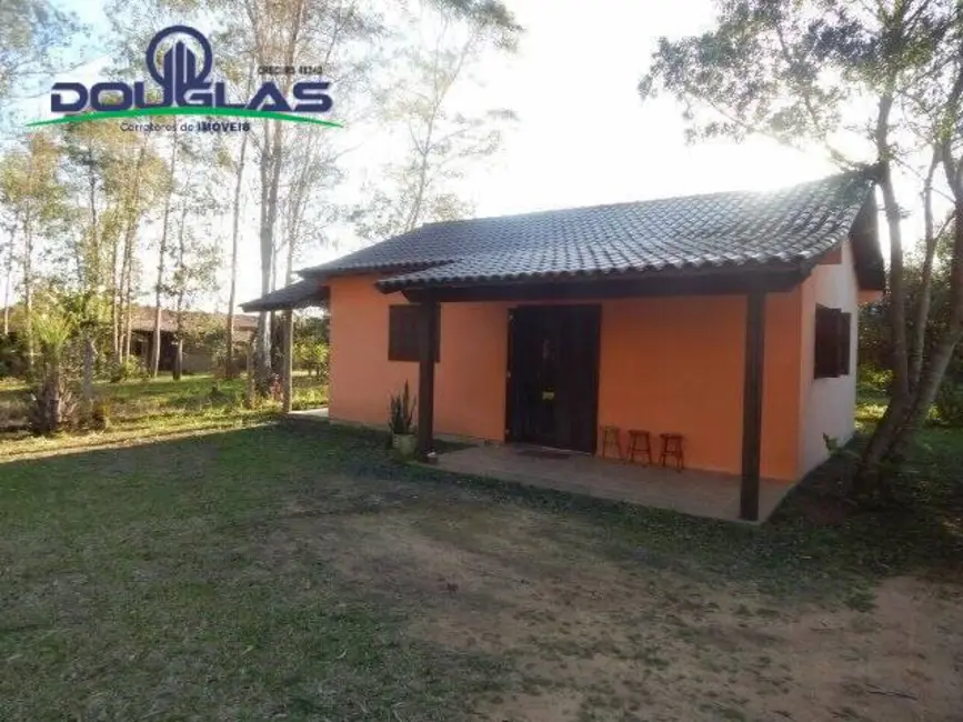 Foto 1 de Casa com 2 quartos à venda, 900m2 em Viamao - RS