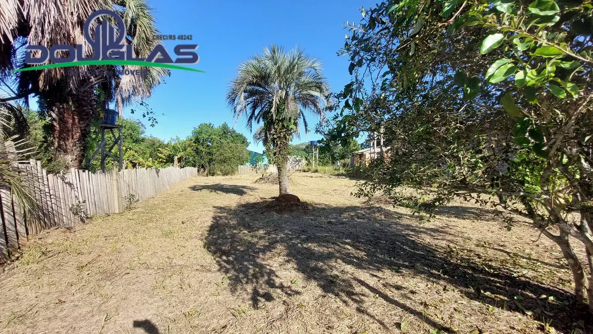 Terreno / Lote à venda, 480m2 em Viamao - RS - imagem 4 Foto 4 de Terreno / Lote à venda, 480m2 em Viamao - RS