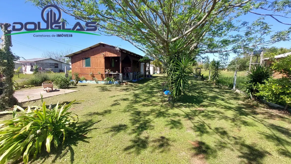 Casa com 2 quartos à venda, 60m2 em Viamao - RS - imagem 3 Foto 3 de Casa com 2 quartos à venda, 60m2 em Viamao - RS