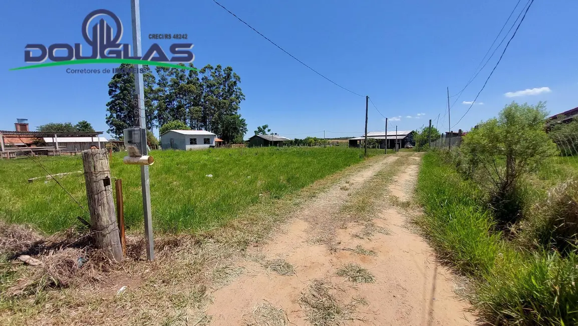 Foto 4 de Terreno / Lote à venda, 610m2 em Viamao - RS